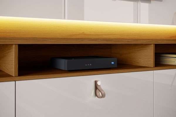 RACK MARROCOS 75" CON 3 PUERTAS Y RUEDAS TAUARI/PEARL OFF WHITE - Imagen 2